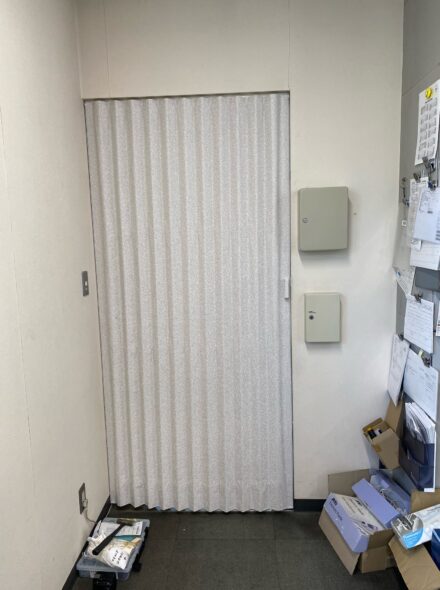 少しのポイントでメリハリあるオフィスへ　つくばみらい市福岡　事務所　店舗　リフォームイメージ02